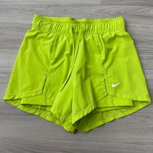 Nike Women's Flex Essential 2-in-1
Training Shorts Neon Yellow XS